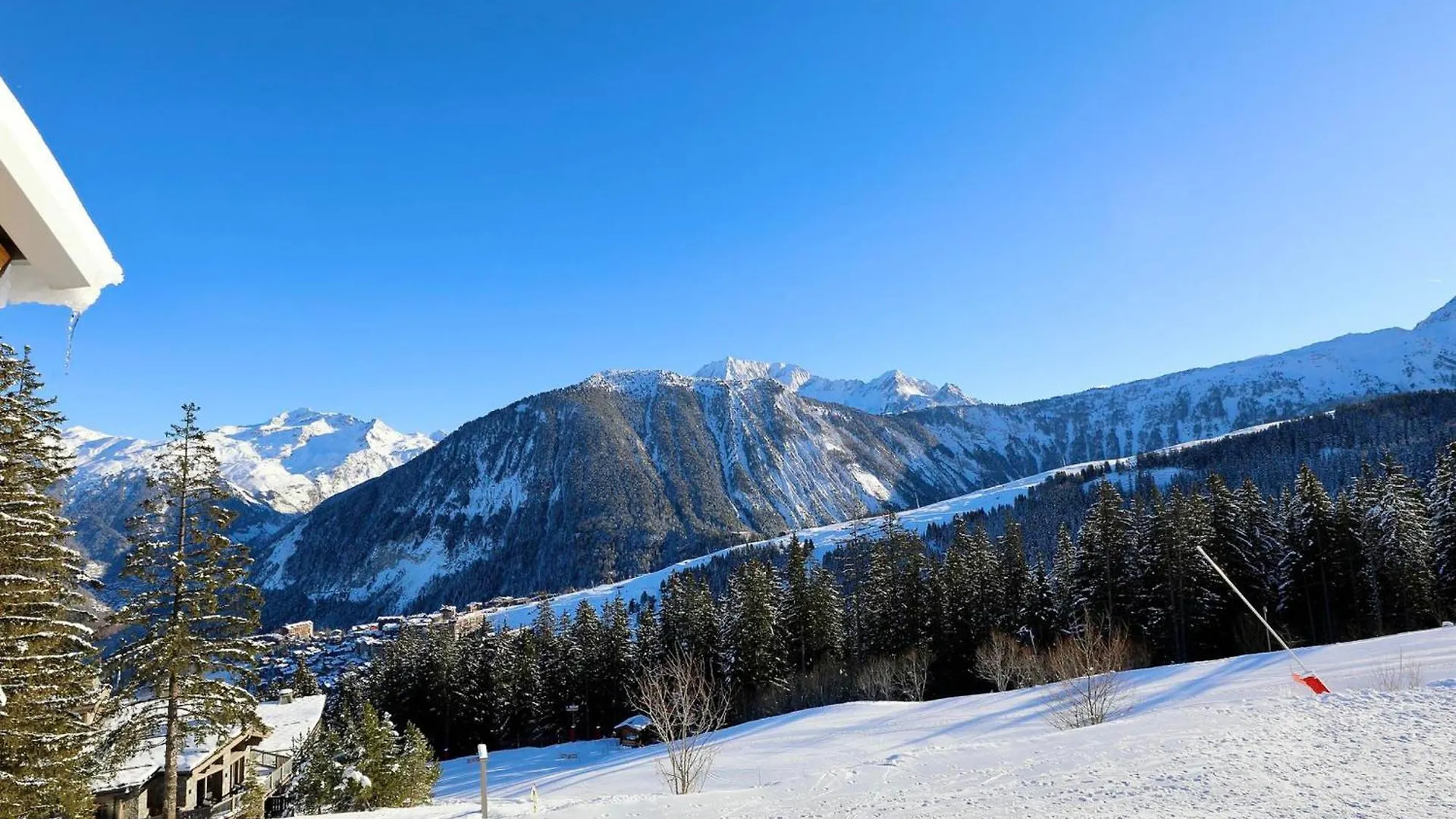 Chalet Neuf A Courchevel 1850, Pret Pour 6 Avec Ski Aux Pieds Et Wifi! - Fr-1-575-233